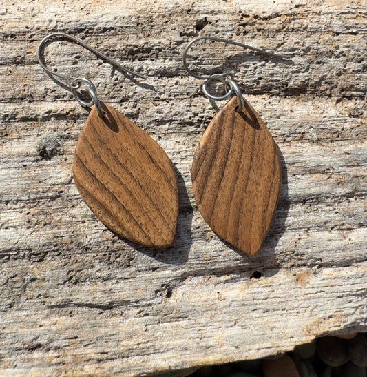 Black Walnut | Wisdom Leaf